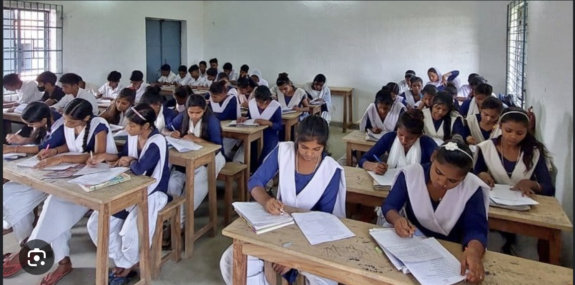 Bihar government school students in a classroom